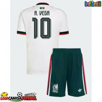 Camisa de Futebol México Alexis Vega #10 Equipamento Secundário Infantil Mundo 2026 Manga Curta (+ Calças curtas)